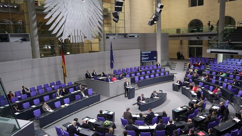 Der hessische Justizminister spricht im Bundestag Der hessische Justizminister spricht im Bundestag