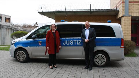 Justizminister besucht die Justizvollzugsanstalt Frankfurt am Main III