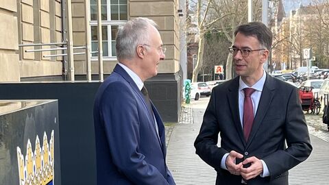 Justizminister Christian Heinz besucht den Hessischen Verwaltungsgerichtshof (VGH)
