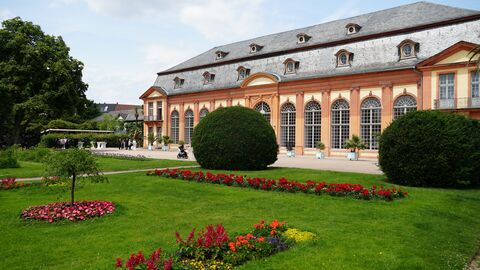 Amtswechselfeier Landessozialgericht Außenaufnahme der Orangerie in Darmstadt