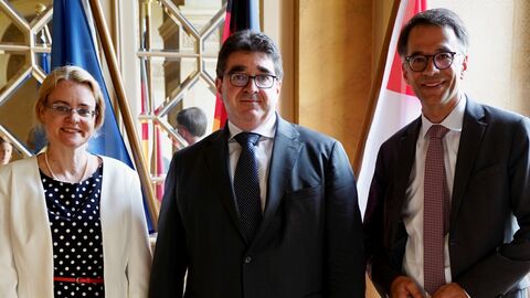  Daniel Kämmerer, Christian Heinz und Tanja Eichner schauen in Kamera