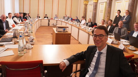 Minister mit der Landesarbeitsgruppe