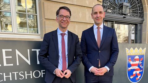 Justizminister Christian Heinz mit den Präsidenten des Verwaltungsgerichts Kassel Dr. Daniel Brauer