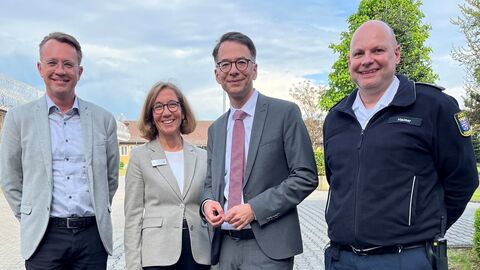 Justizminister Heinz besucht die Justizvollzugsanstalt Frankfurt am Main IV