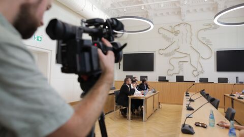 Commercial Court und Commercial Chambers starten